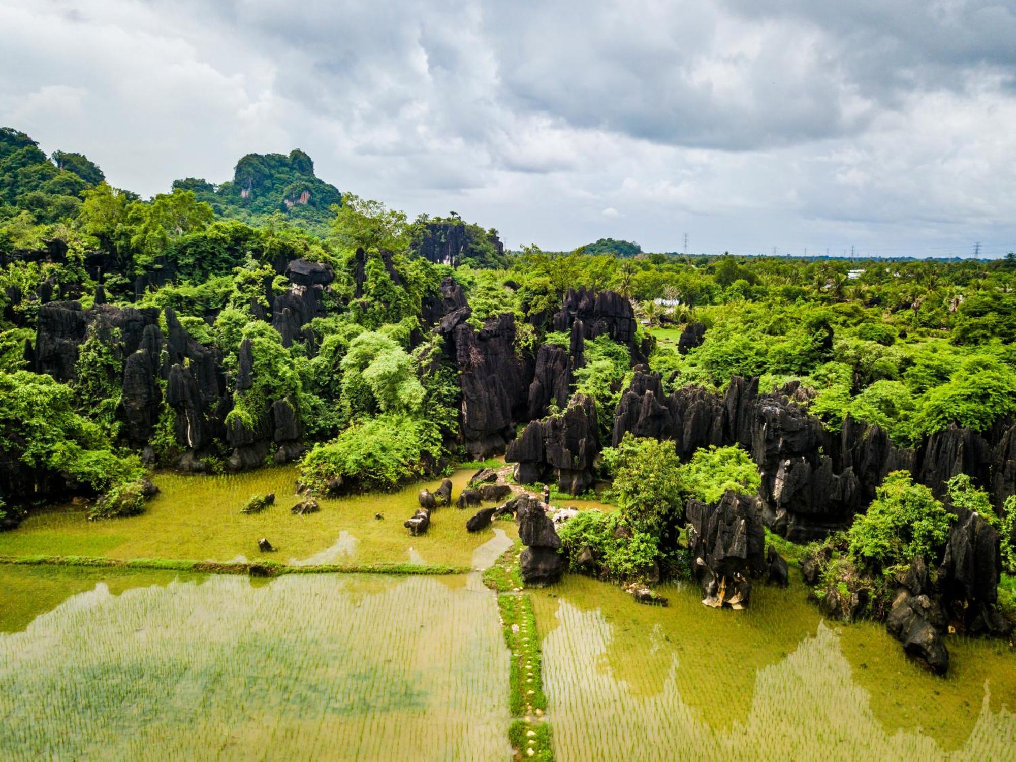 Kampoeng Karst Rammang Rammang Guest House Kasijala Exterior photo